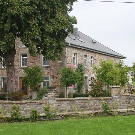 B&B Le Tapis Rouge Vielsalm Exteriör bild