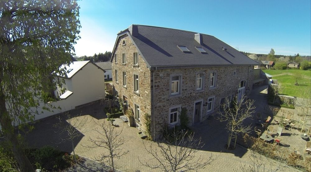 B&B Le Tapis Rouge Vielsalm Exteriör bild